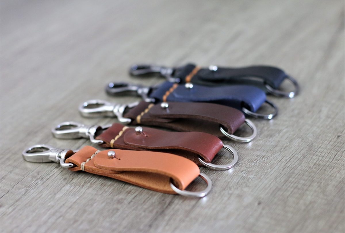 Vegetable tanned leather Key Fob, Handmade Leather Keychain Belt