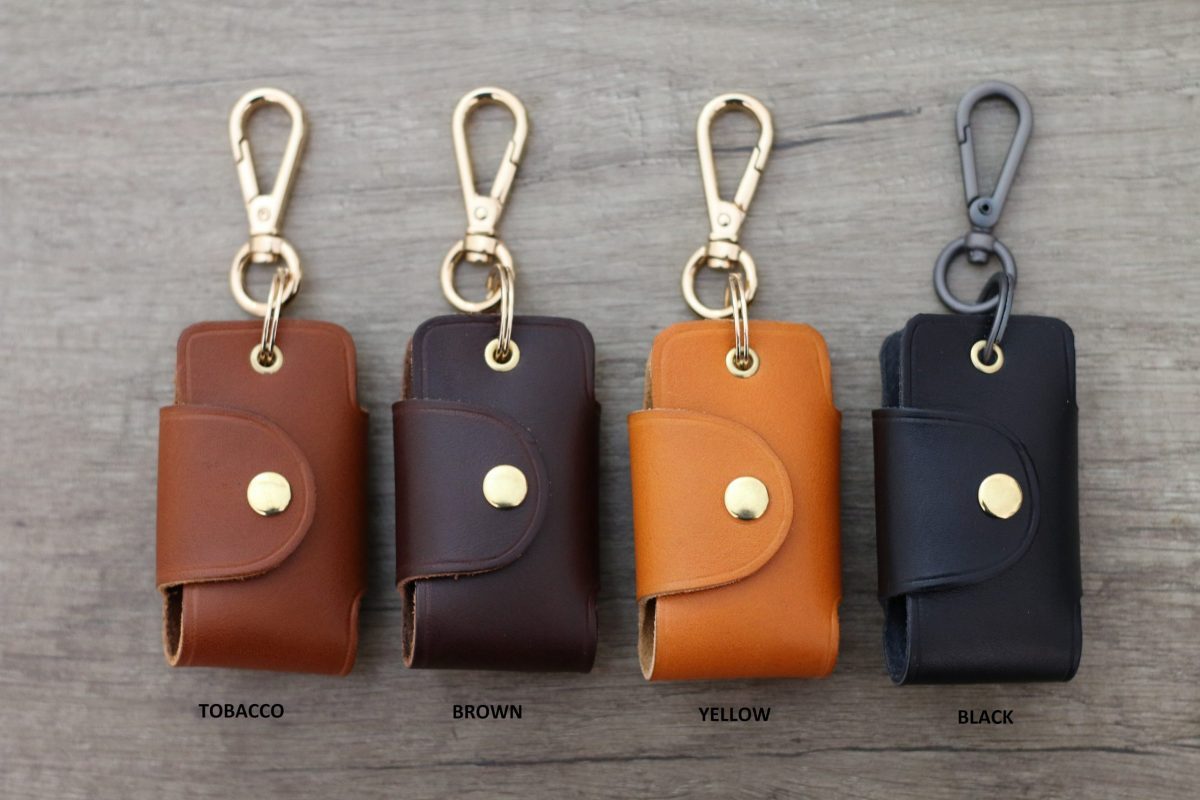 Key Organiser | Vegan Leather | Key Keeper Keychain | Organizer for Keys |  Gifts for Dad Him Mom Mum Her | Black & Brown Faux Leather